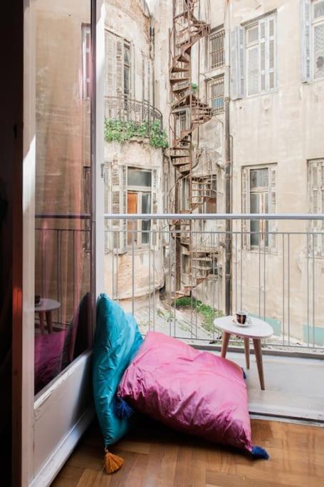 Downtown Cute Apt In The Heart Of Plaka Atenas Exterior foto