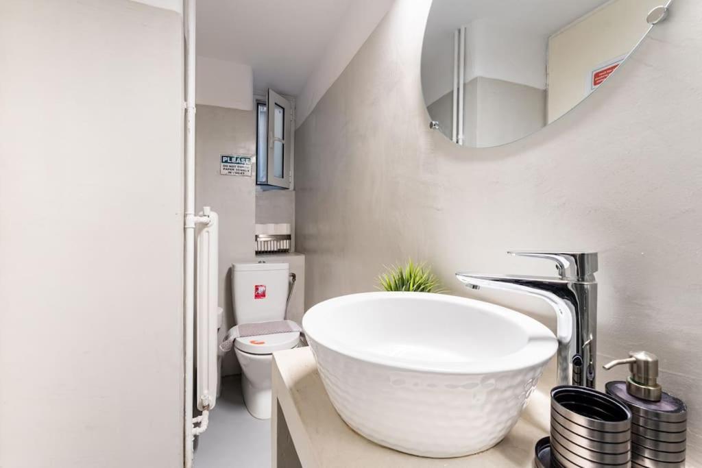 Downtown Cute Apt In The Heart Of Plaka Atenas Exterior foto